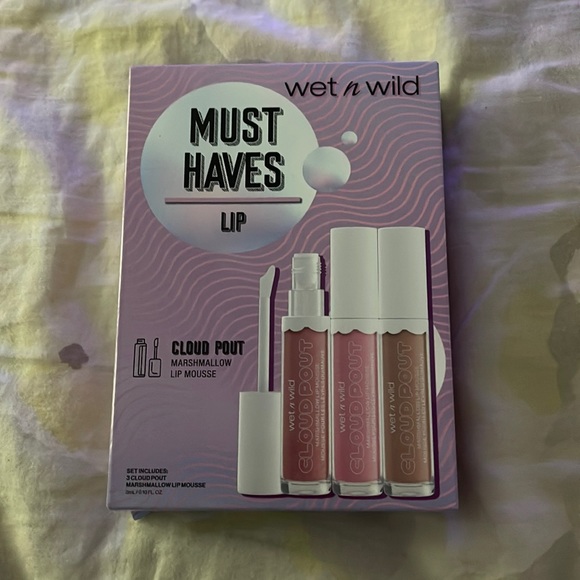 Wet n Wild: Must Haves: Lip: Cloud Pot Lip Mousse Trio (BRAND NEW!!!) - Picture 1 of 2